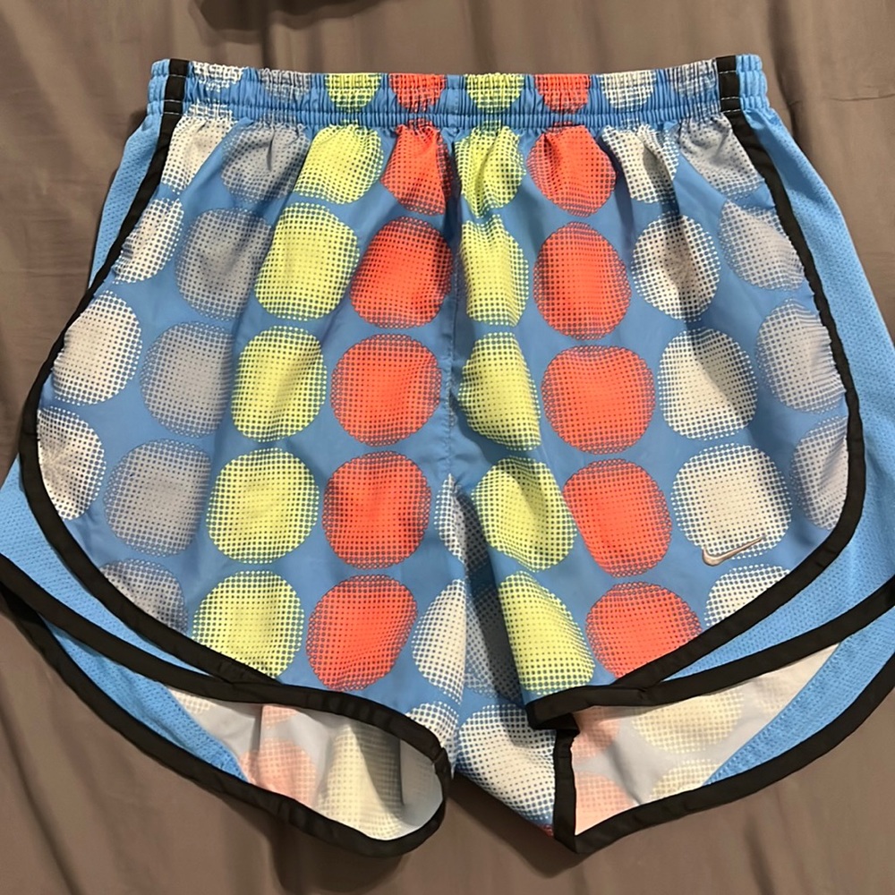 Dri - fit nike women small running shorts